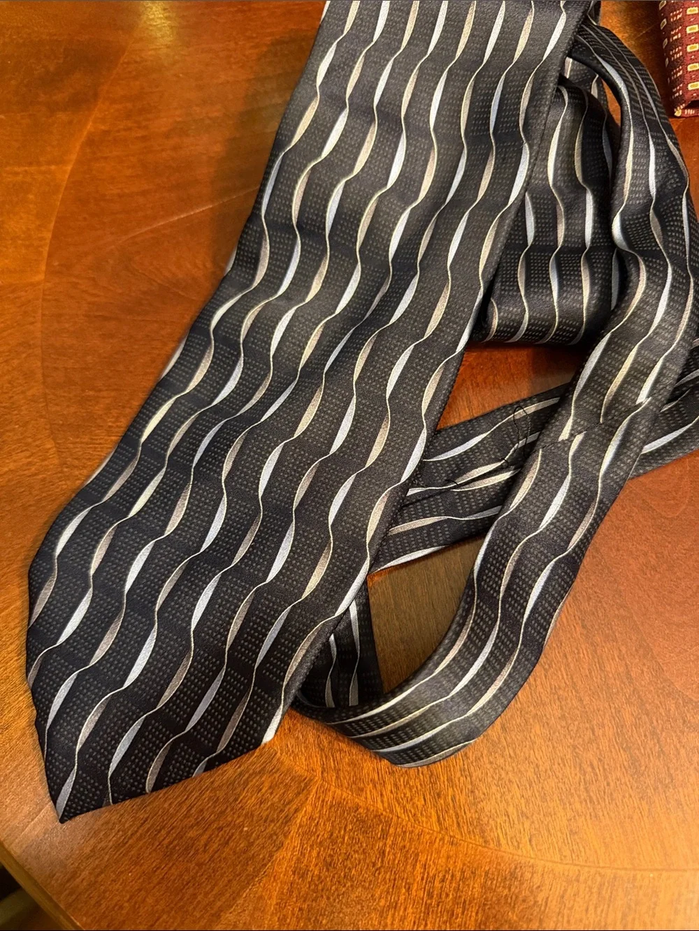 Alexander Julian Black Tie with Silver Wavy Stripes